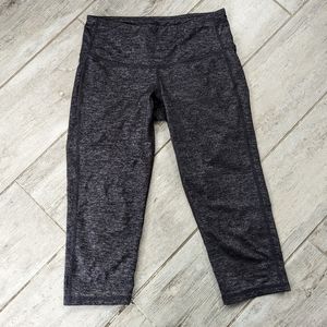 Athleta Chaturanga Capris, XS